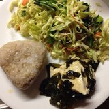 ダイエットプレート・豆腐とわかめと野菜！